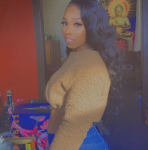 Meet your Posher, Kendra